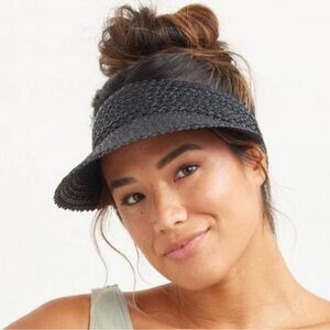 NWOT Hemlock Capri Visor